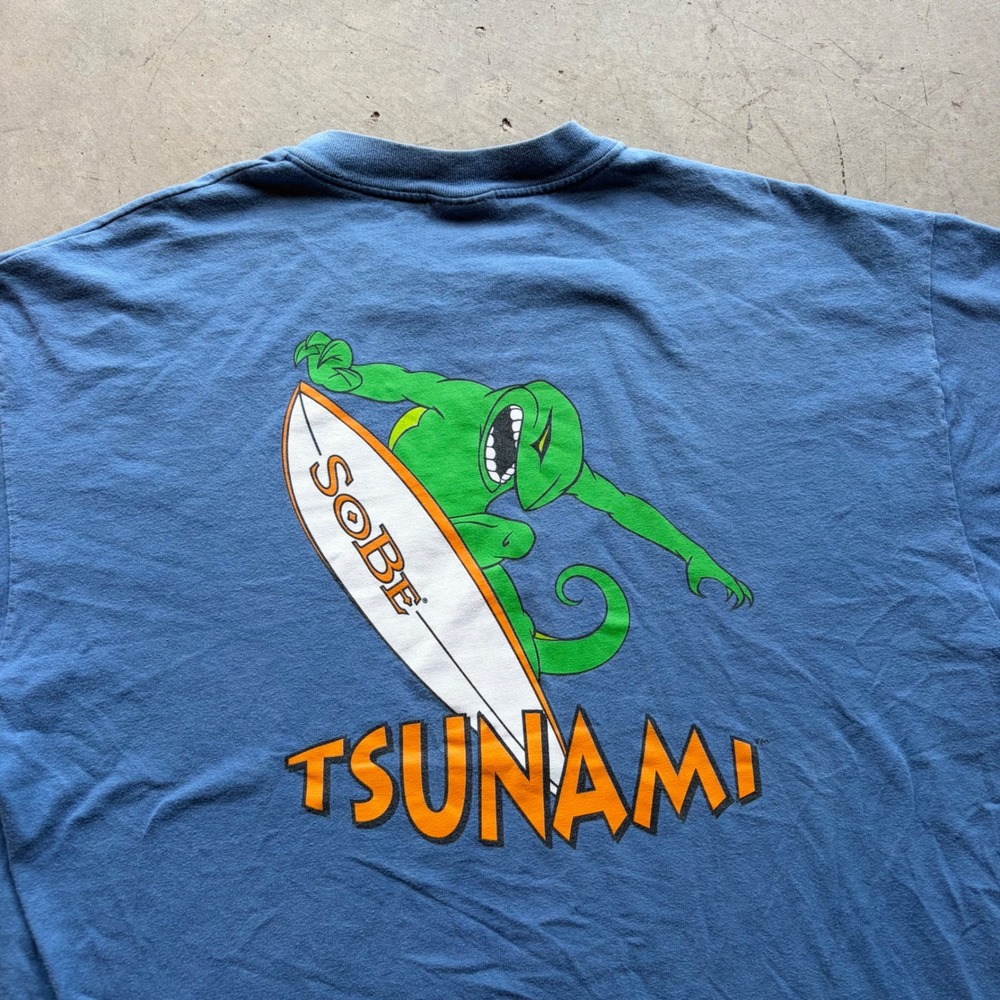 Vintage SoBe Tsunami Surf Graphic T-Shirt Hanes Beefy-T Blue XL Lizard